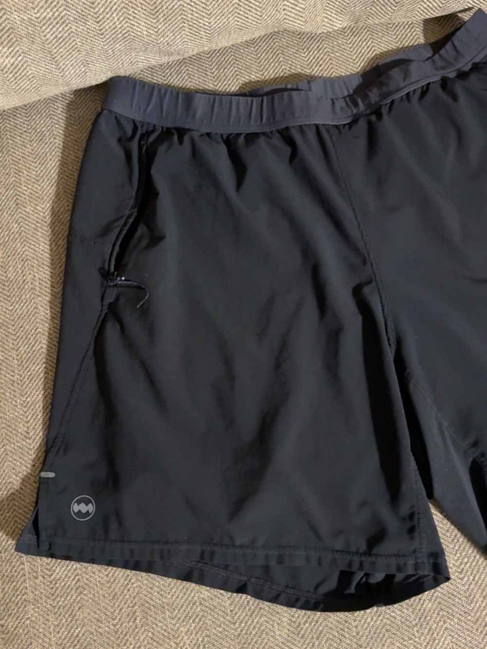Janji Men's Black Athletic Lined Shorts with Elastic Waistband Size Large